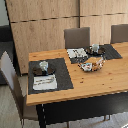 Apartment Milan Near Metro-M5 מראה חיצוני תמונה