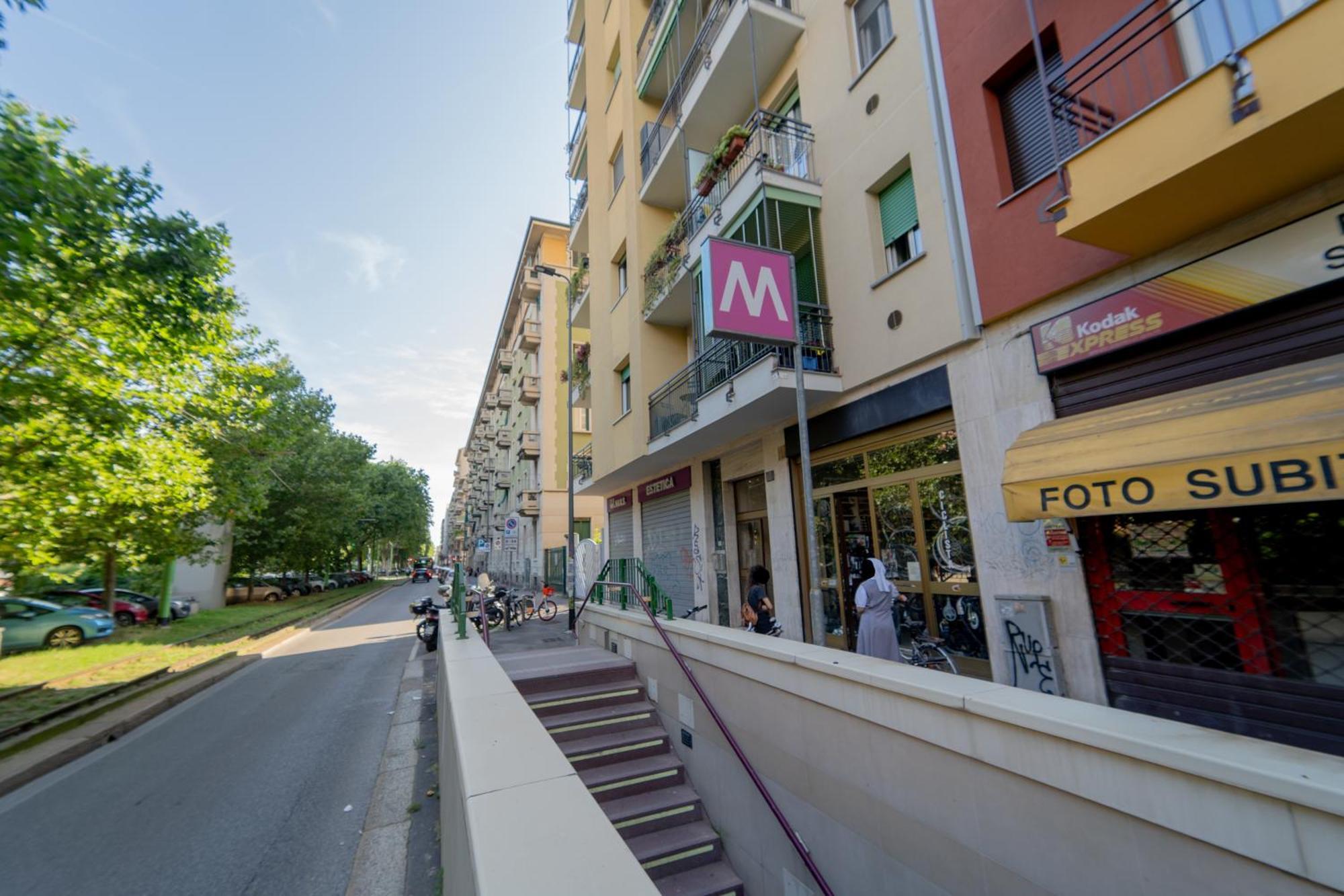 Apartment Milan Near Metro-M5 מראה חיצוני תמונה