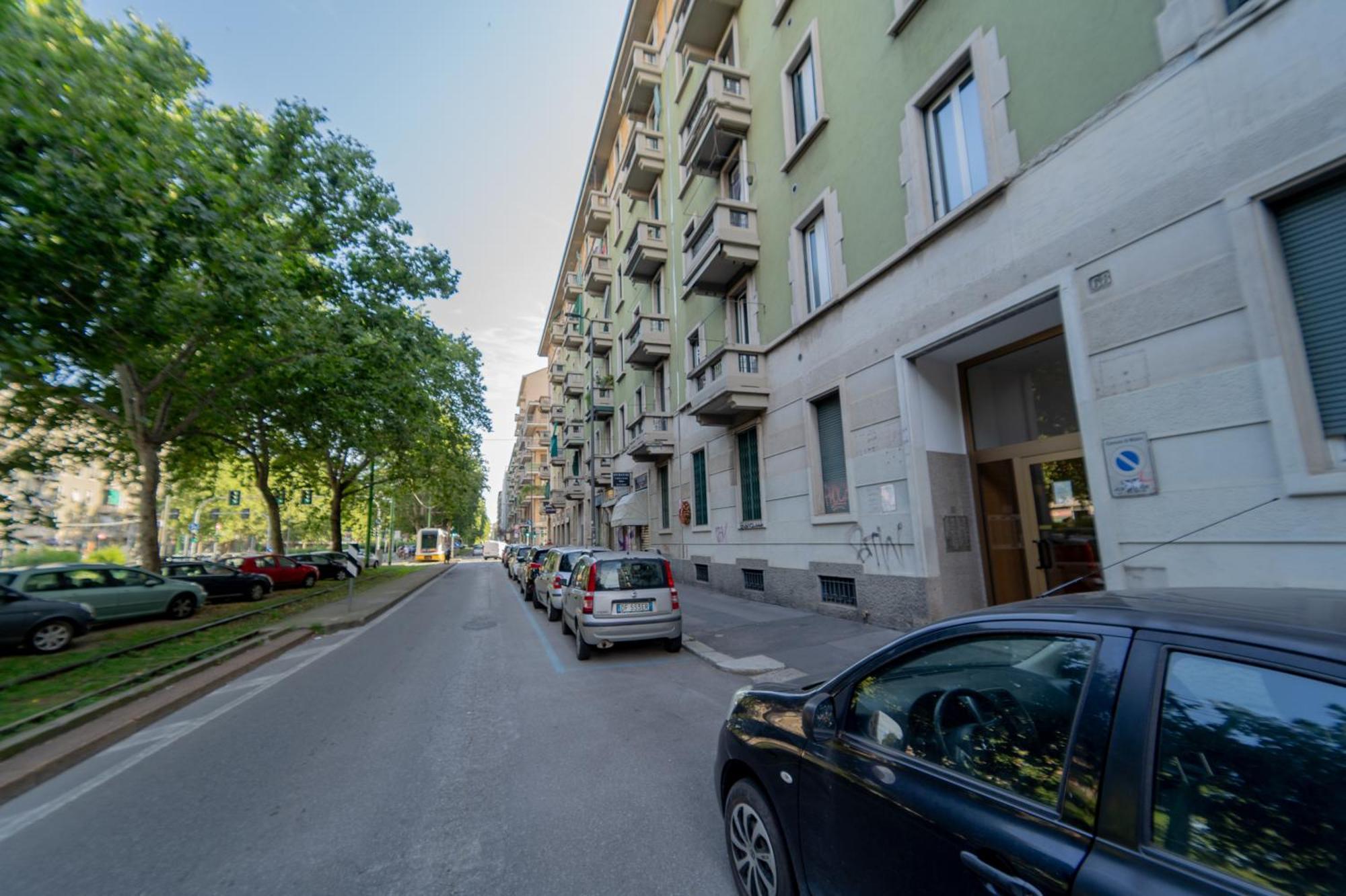 Apartment Milan Near Metro-M5 מראה חיצוני תמונה